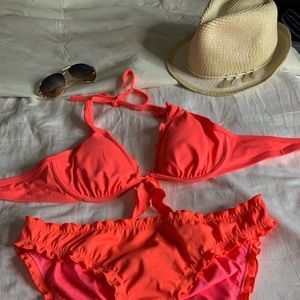 Victoria Secret bikini Top 36C/Bottom Size Large